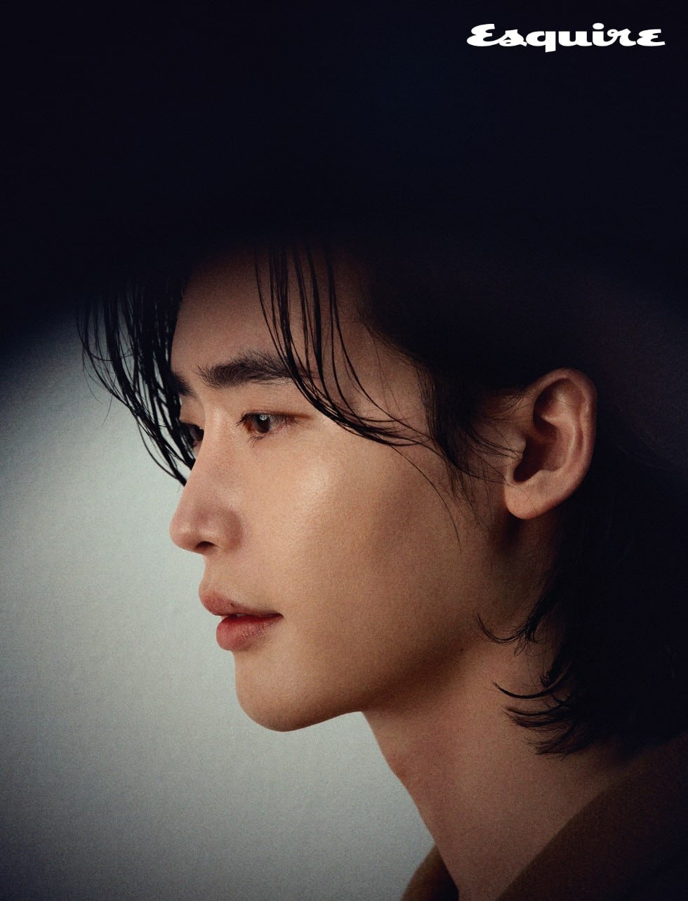 Revista Esquire Korea divulga entrevista com Lee Jong Suk Asia ON